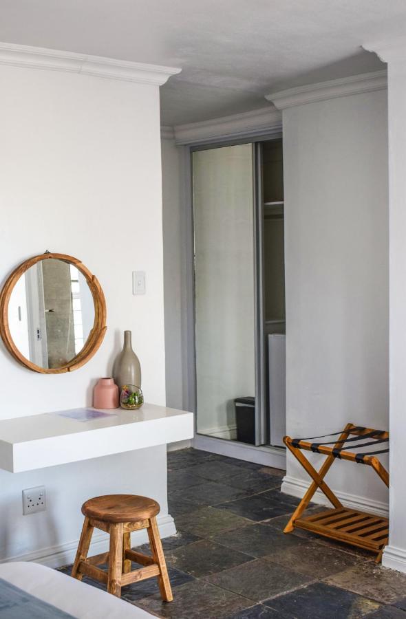 Santorini Guesthouse อมันซิมโทที ภายนอก รูปภาพ